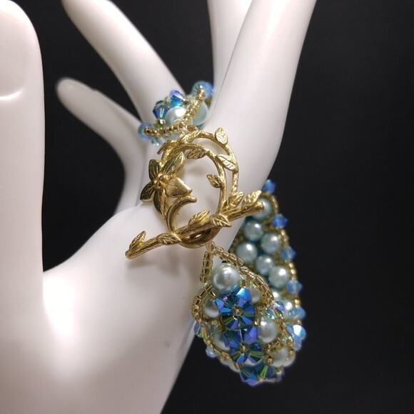 Hand Crafted Blue Crystal &  Faux Blue Pearl Beaded Bracelet, 7 Inches - Picture 3 of 8